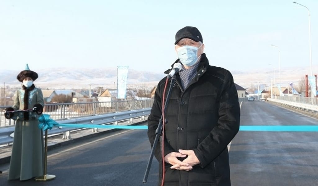 САЯЖАЙ МЕН ҚАЛАНЫ ЖАЛҒАЙТЫН ҚОС КӨПІР ҚОЛДАНЫСҚА БЕРІЛДІ