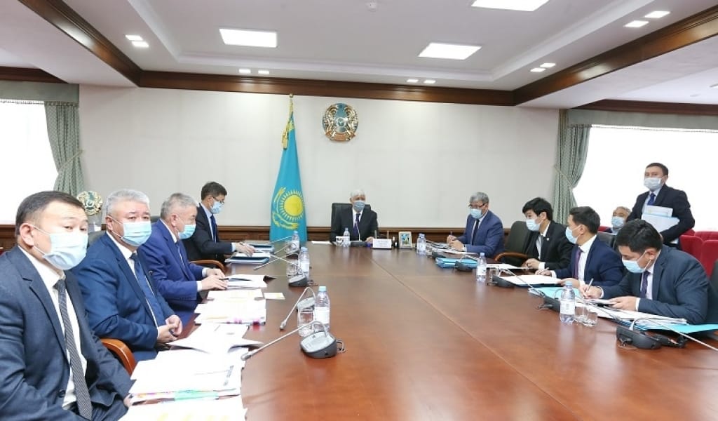 ҚАСКЕЛЕҢДЕ САЛЫНҒАНЫНА 85 ЖЫЛ БОЛҒАН КӨНЕ АУРУХАНА ЖАҢАРТЫЛАДЫ