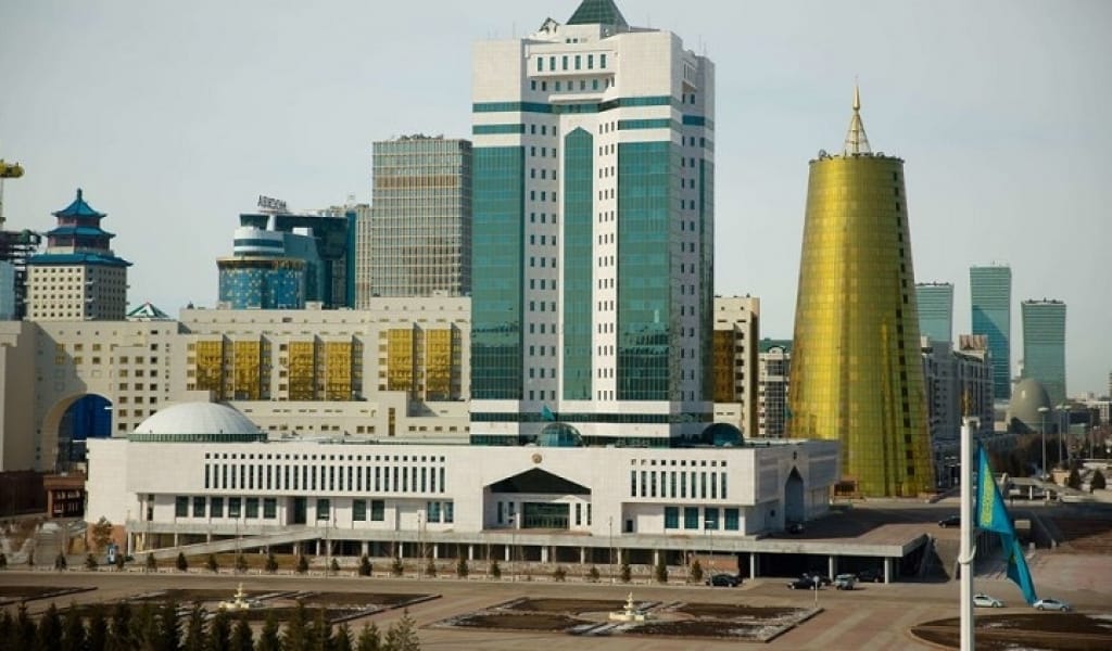 ҮКІМЕТТЕ АҒАШ ОТЫРҒЫЗУДЫҢ КЕШЕНДІ ЖОСПАРЫН ӘЗІРЛЕУ ТАПСЫРЫЛДЫ