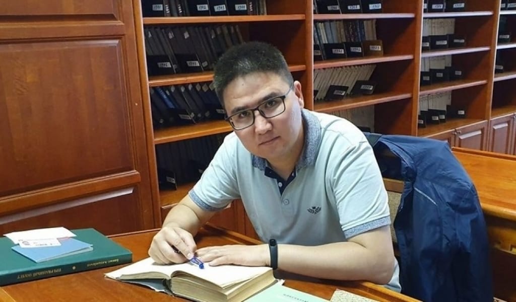 МЕН - ТӘУЕЛСІЗДІКПІН, ТӘУЕЛСІЗ ЕРМІН, АЗАТ ТА ЕРКІН МЕМЛЕКЕТТІҢ ҰЛЫМЫН!