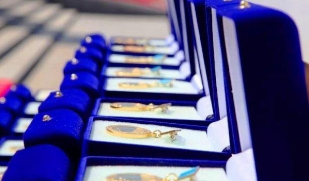 АТАҚ-ДӘРЕЖЕСІ БАР АНАЛАРҒА МЕМЛЕКЕТТЕН ЖӘРДЕМАҚЫ ТӨЛЕНЕДІ