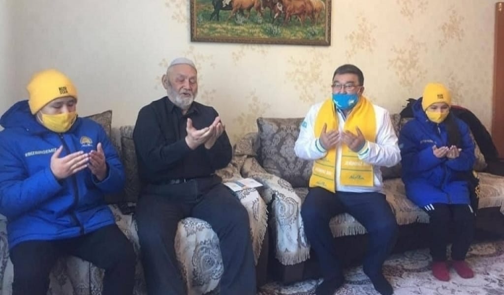 "ТАҚИЯЛЫ ПЕРІШТЕ" "NUR OTAN" ПАРТИЯСЫНА АҚ БАТАСЫН АРНАДЫ