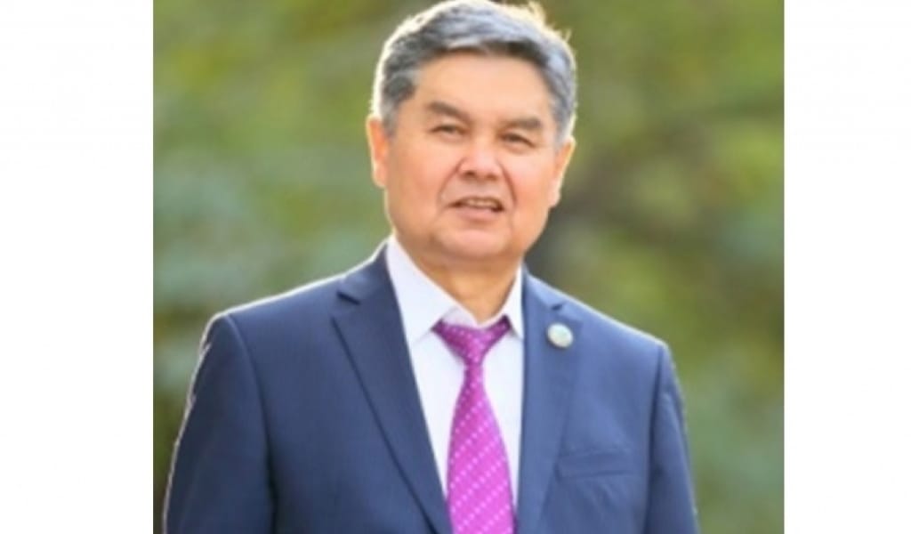 ЖАРАТЫЛЫСТАНУШЫ НЕМЕСЕ ЖЕТІ БЕЛЕСТІ БАҒЫНДЫРҒАН ГЕОГРАФ