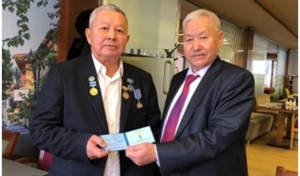 ҚАНАТ ТӘКЕБАЕВ "ҚАЗАҚ ЖУРНАЛИСТИКАСЫНЫҢ ҚАЙРАТКЕРІ" АТАНДЫ