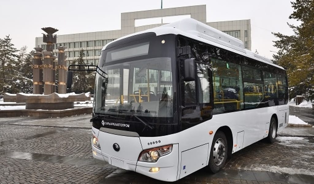 ТАЛДЫҚОРҒАН АВТОБУСТАРЫ ЖОЛАУШЫЛАРДЫ ТЕГІН ТАСЫМАЛДАЙДЫ
