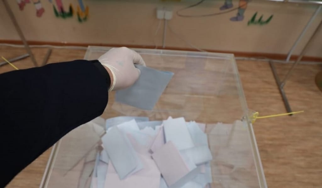 БЮЛЛЕТЕНЬГЕ ҚАТЫСТЫ ТҮСІНБЕСТІК: БАҚЫЛАУШЫ МӘН-ЖАЙДЫ АЙТТЫ