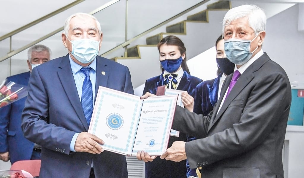 АЛМАТЫ ОБЛЫСЫНЫҢ ӘКІМДІГІНДЕ МӘСЛИХАТТЫҢ БІРІНШІ СЕССИЯСЫ ӨТТІ